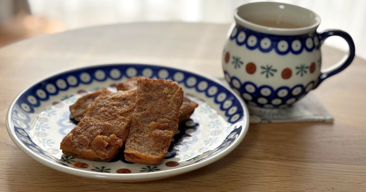 「ベースブレッド　シナモン」を使ったシナモンシュガーバタートーストの完成写真