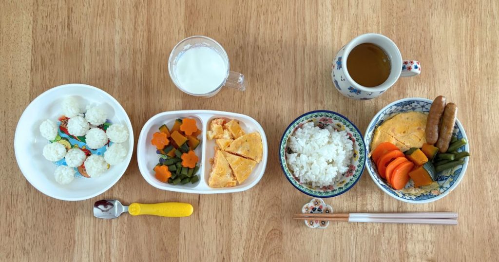せいろで作る、離乳食完了期の赤ちゃんとママのごはんが完成した写真。